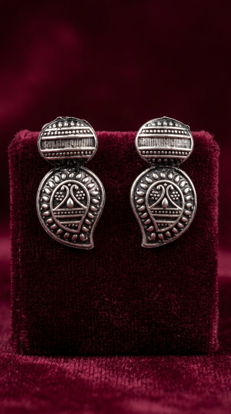 12 Pair Traditional Earrings Gift box