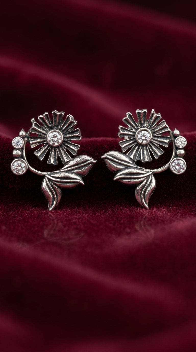12 Pair Traditional Earrings Gift box